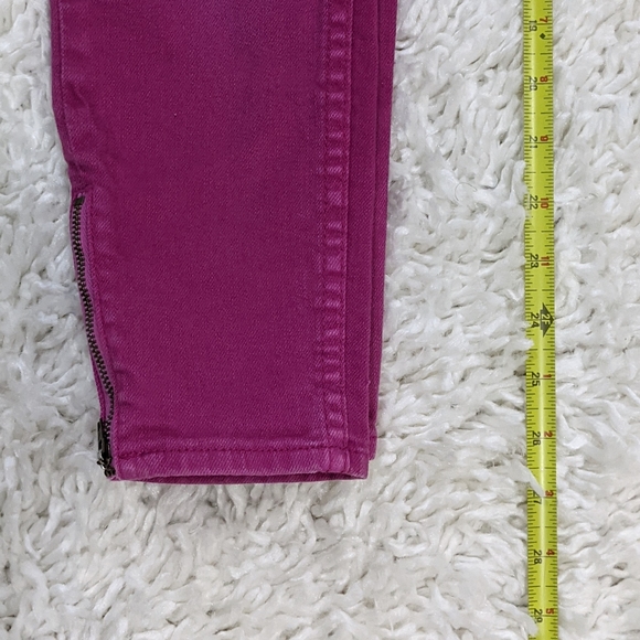 American Eagle Jeans - Picture 12 of 12